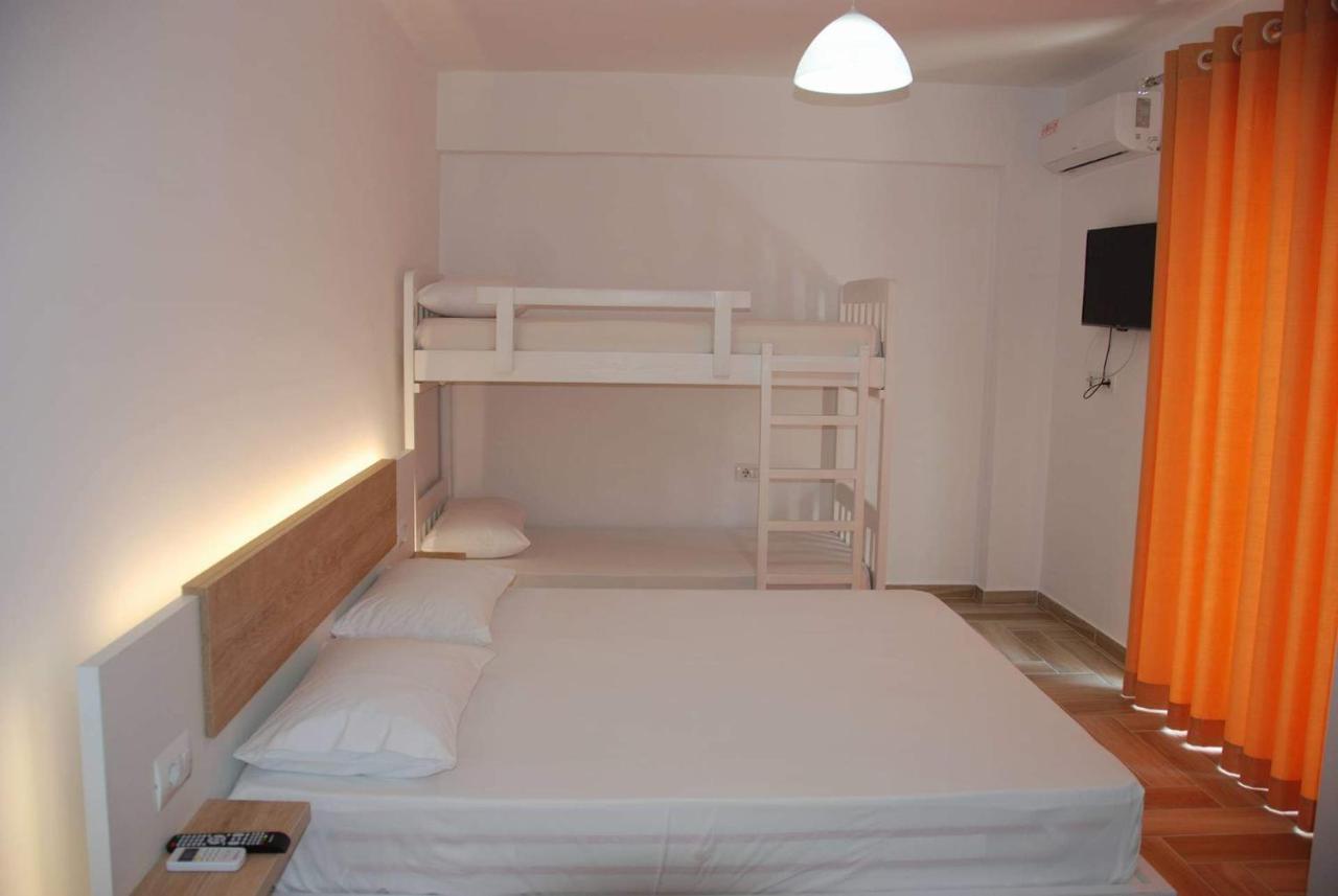 The Hill Apartment ซารานเดอ ภายนอก รูปภาพ